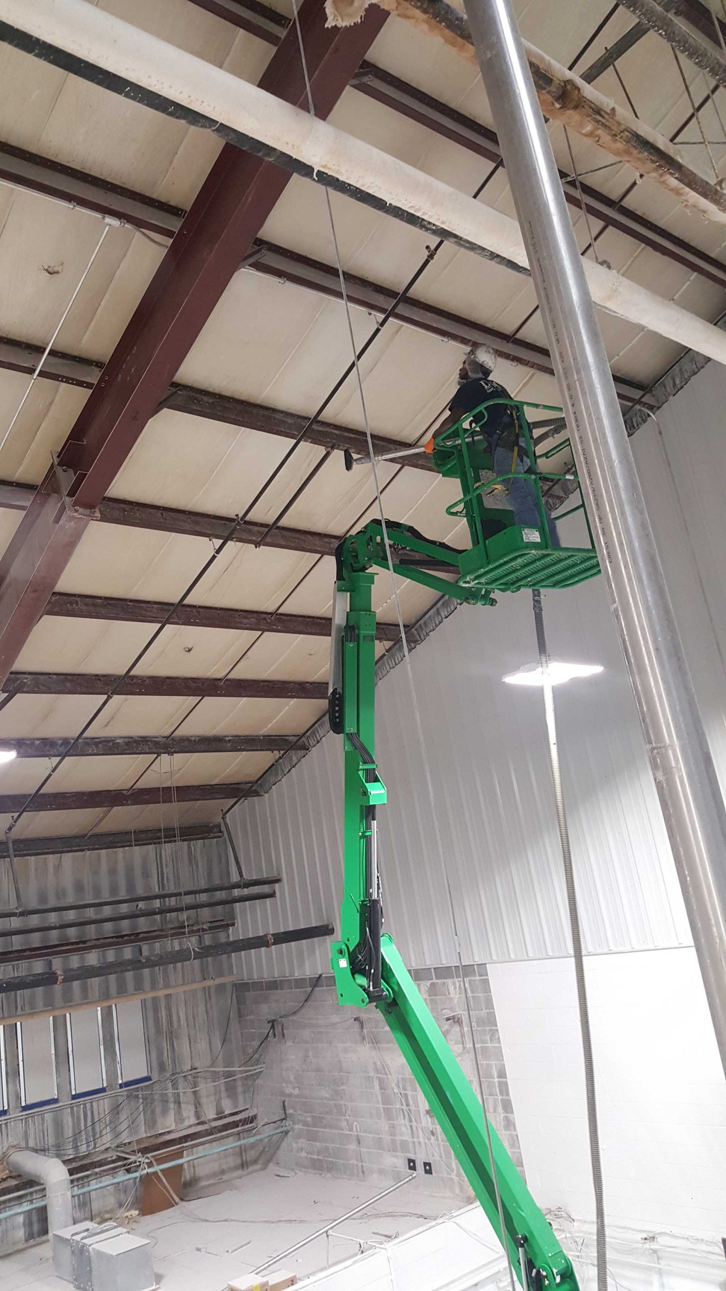 23–Overhead-Cleaning-22 Industrial Overhead Cleaning Service
